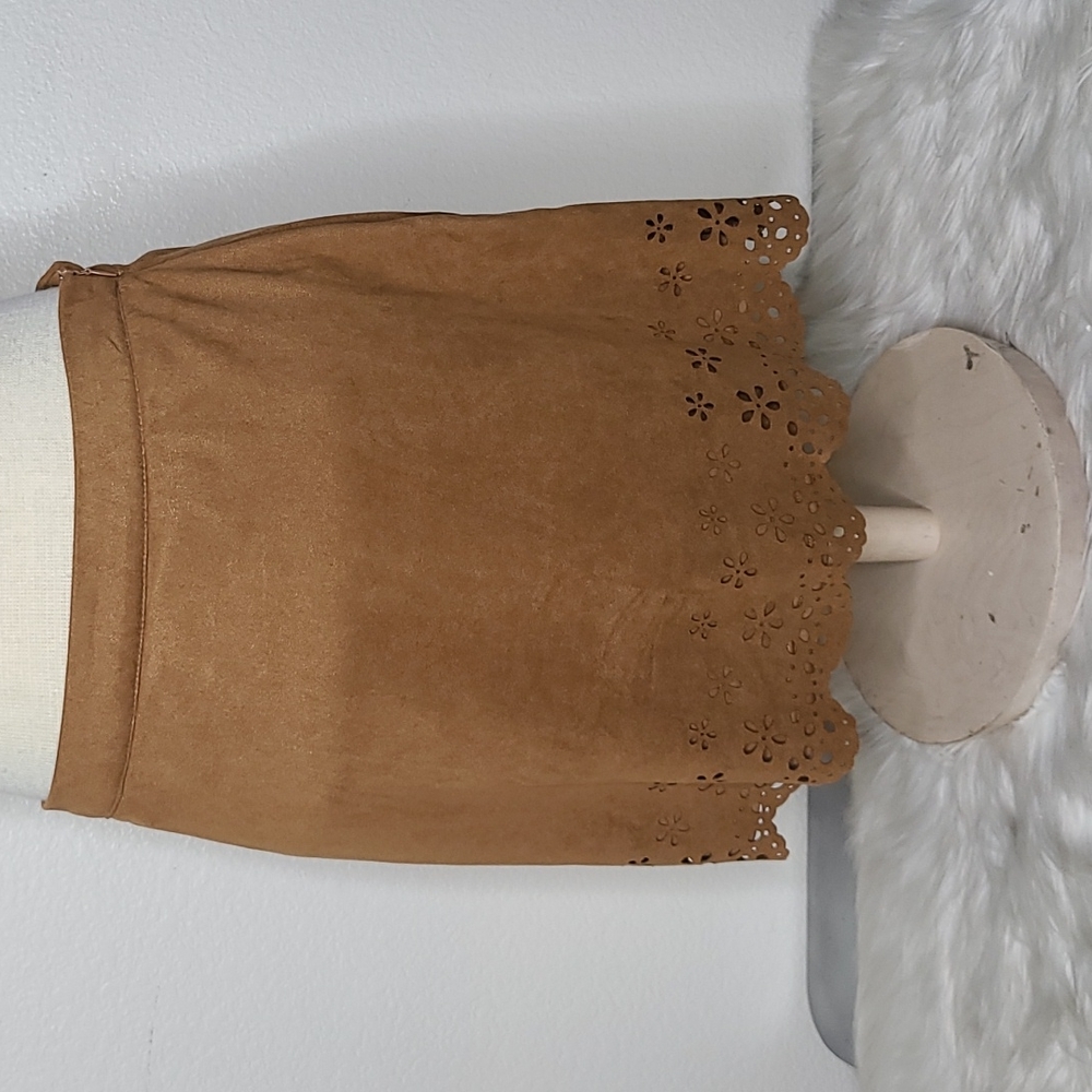 Forever 21 Mini Skirt Size Medium Tan Brown Faux Suede Casual Cowgirl Western